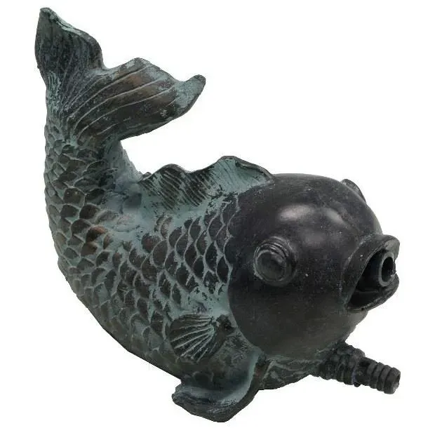 Fisk liten dammfigur sprutande 12,5 cm porlande