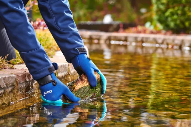 Oase Pond Gloves neopren dammhandske M/8 blå